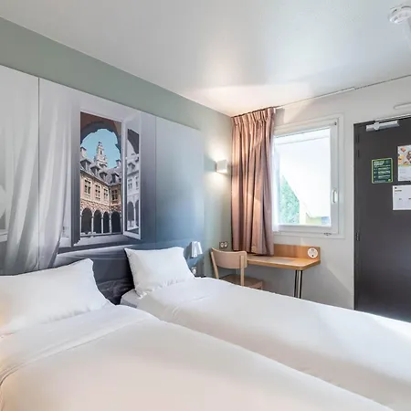 Lille Unexpo Hotell Seclin