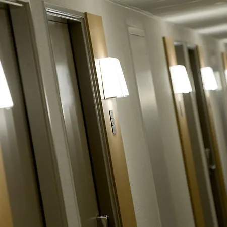 Lille Unexpo Hotell Seclin
