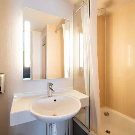 Lille Unexpo Hotel Seclin
